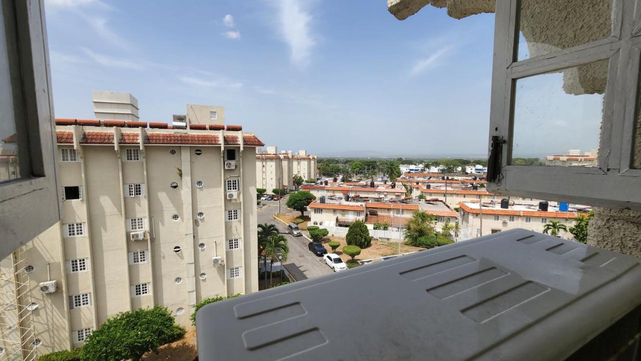 Oaklands Oasis Apartment Kingston Exterior foto
